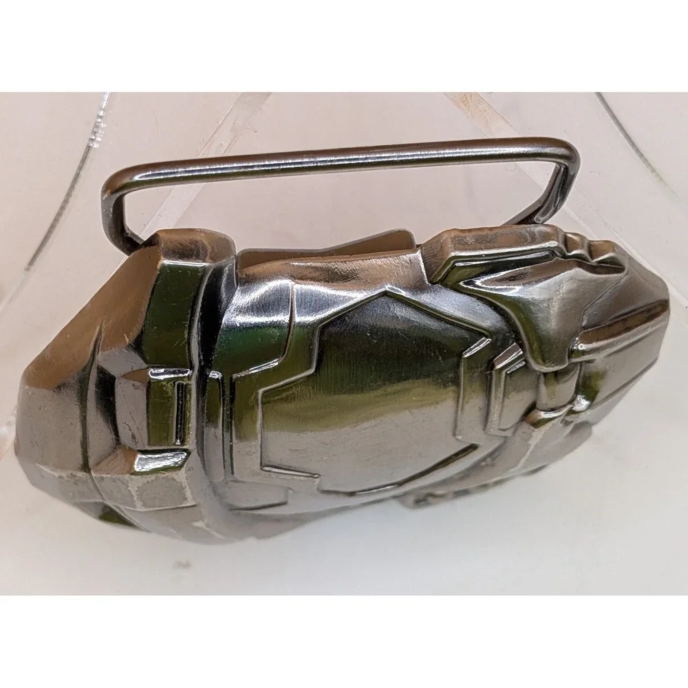 Microsoft Xbox Halo 3 Master Chief Helmet Belt Buckle Silver Tone 2009